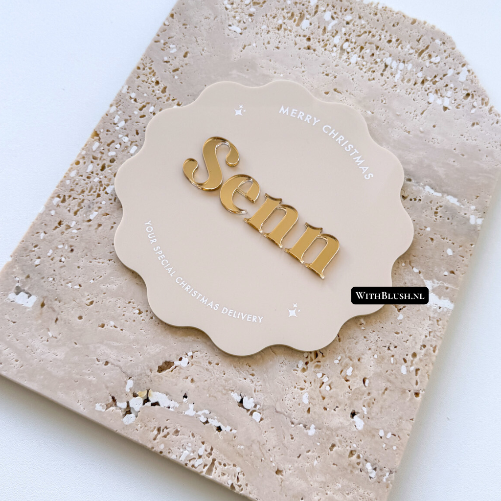 label voor op de kerstkist met naam