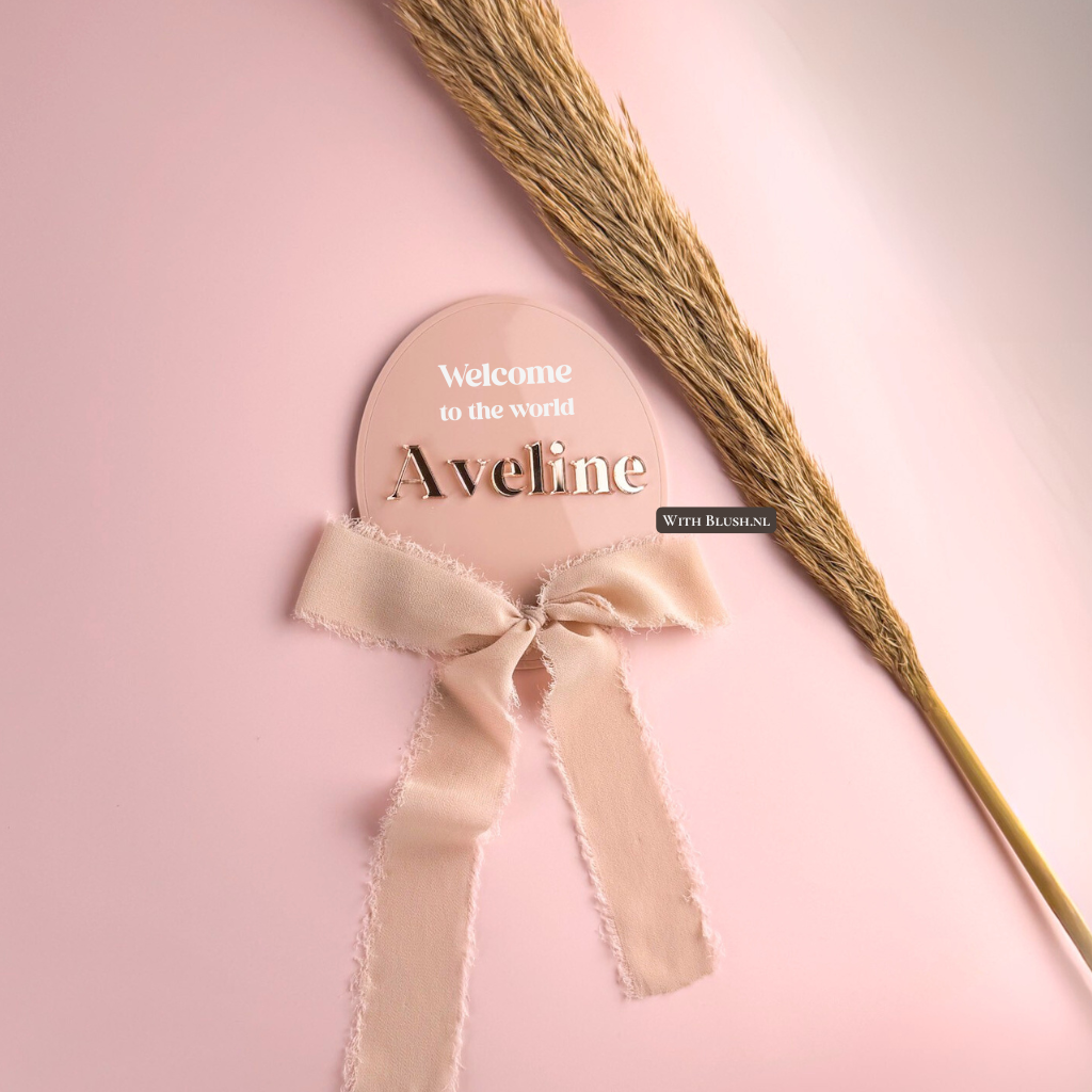 vintage ovale geboortelijst met naam van plexiglas acrylaat