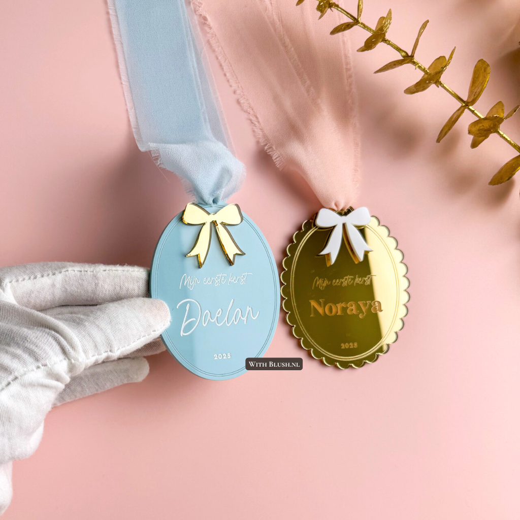 Plexiglas kersthanger vintage ovaal met keuze uit Mijn Eerste Kerst of My First Christmas