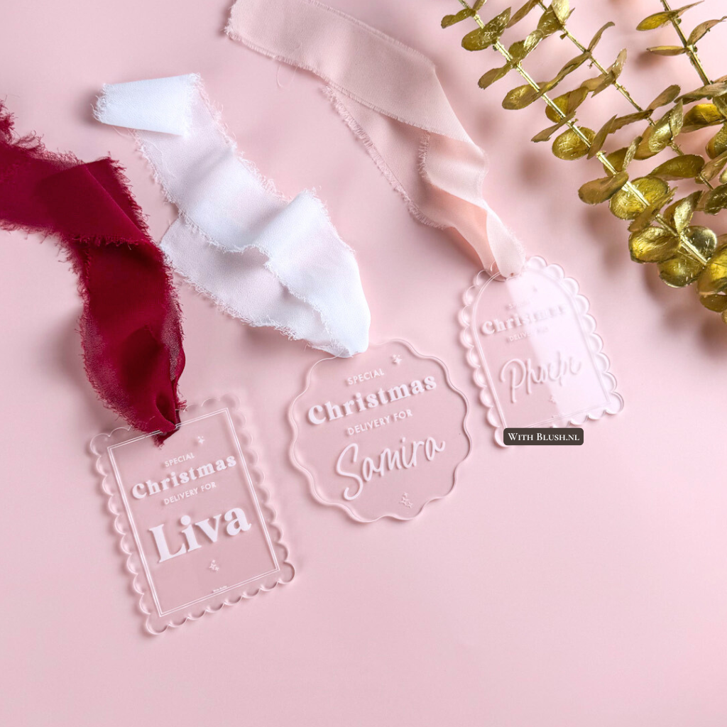 Gepersonaliseerd kerstzak-label van transparant of spiegel plexiglas met speciale kerstbezorging voor-tekst