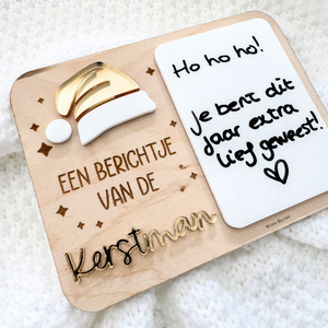 Persoonlijk kerstbordje voor het schrijven van berichten van de kerstman, gemaakt van hout en plexiglas, met een bijgeleverde whiteboardmarker.