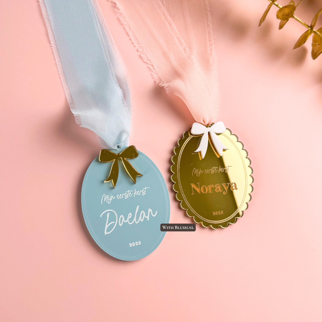 Gepersonaliseerde Baby's eerste kerst kerstbal met naam