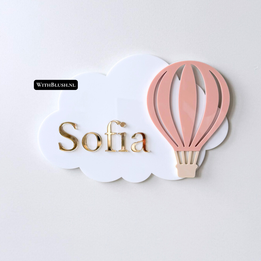 gepersonaliseerde wolk met luchtballon met naam van plexiglas